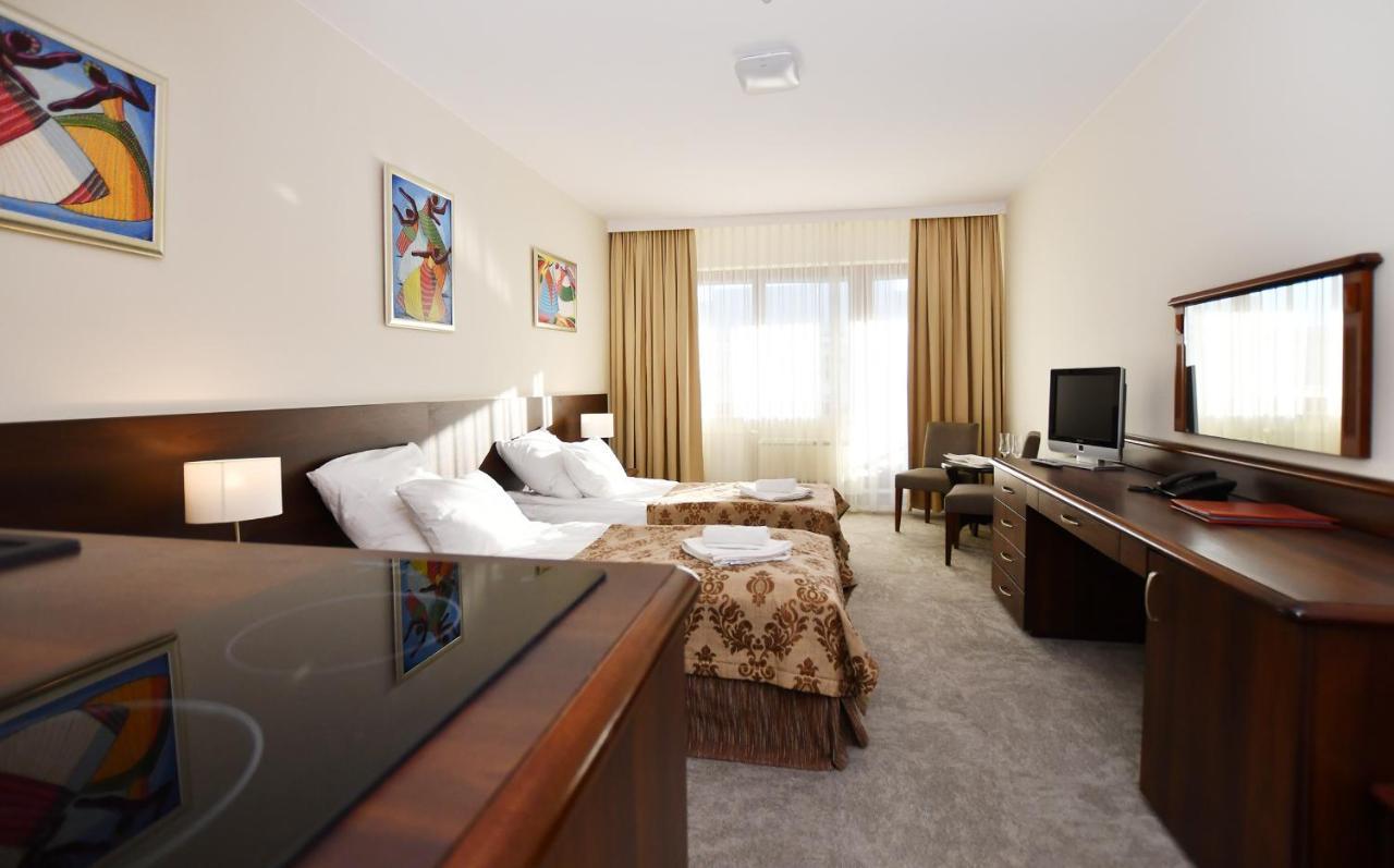 Komfortowy Apartament W Arka Medical Spa コウォブジェク エクステリア 写真